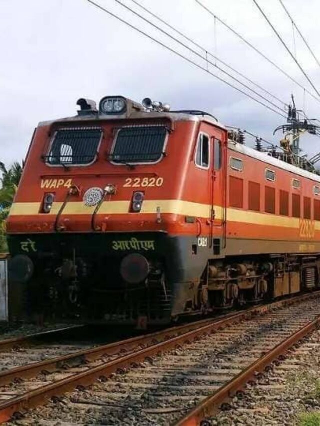 बरेली जंक्शन: मेमू ट्रेनों की नई कहानी Bareilly Junction: New story of MEMU trains